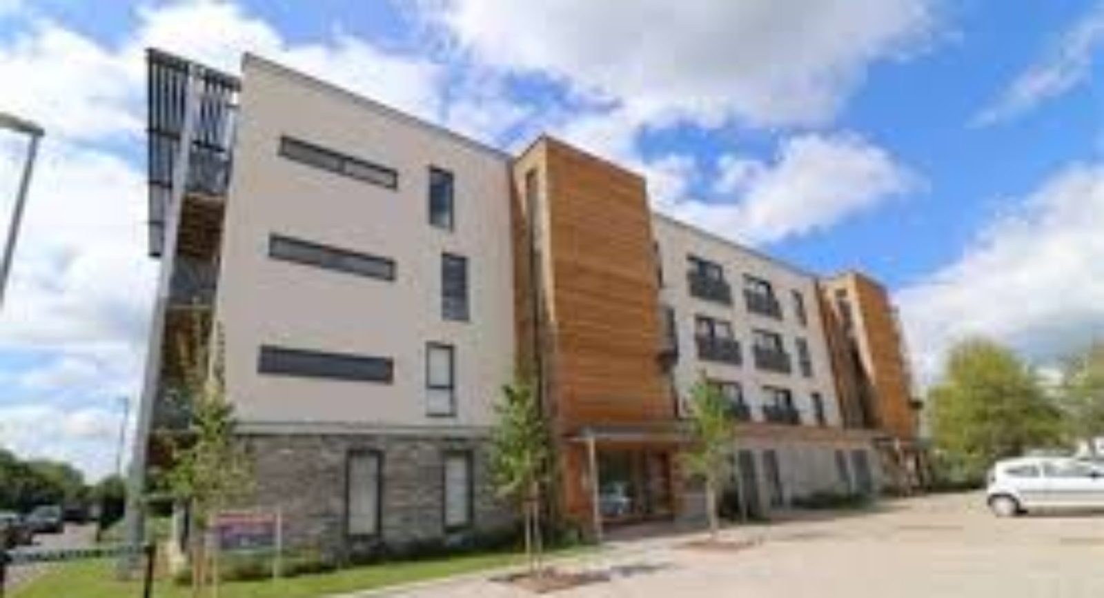 Cropped houndwood 7 1600x867